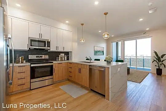 Penrose Apartments Photo 1