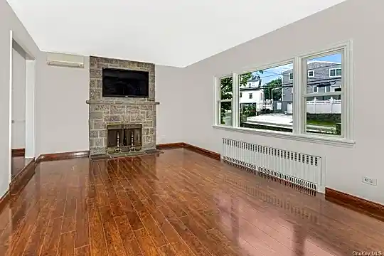 17 Murray Ave #1 Photo 2