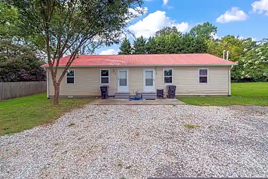 3811 Fairmont Blvd Photo 2