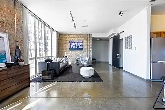 1122 Jackson St #1104 Photo 2
