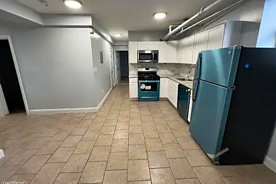 229 Newark Ave Photo 1