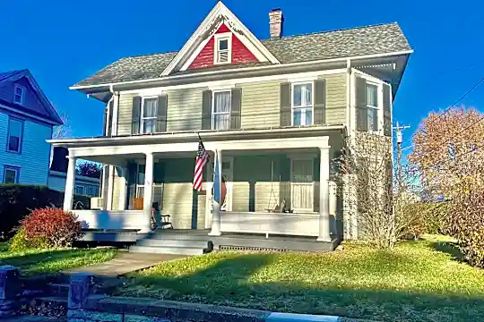 161 Capon St Photo 1