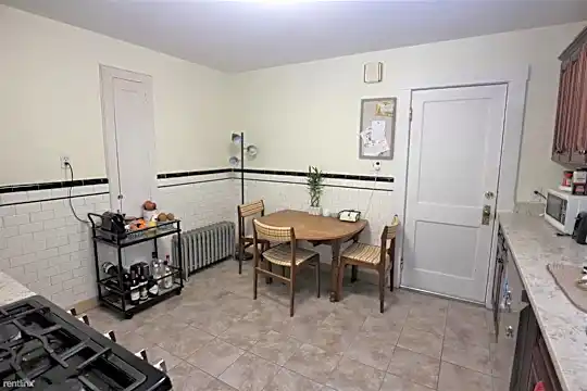 40 Colborne Rd Photo 2