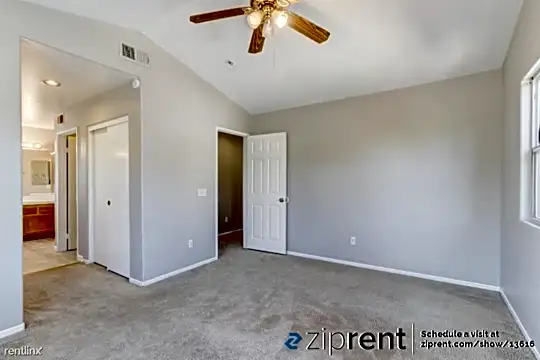 4839 Ebony Ridge Rd Photo 2