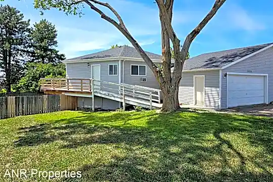 1825 Sunrise Way Photo 1