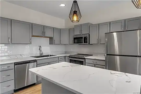 5712 Main St #210 Photo 2