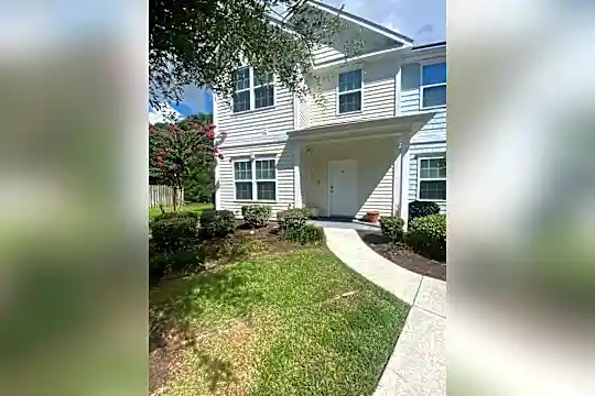 1826 Low Country Pl Photo 2