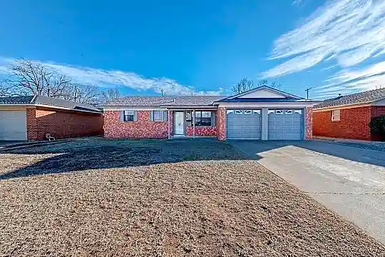 5523 17th Pl Photo 1