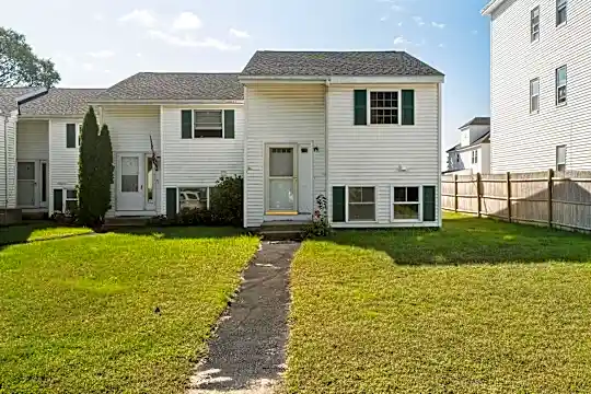 361 Hayward St #6 Photo 2