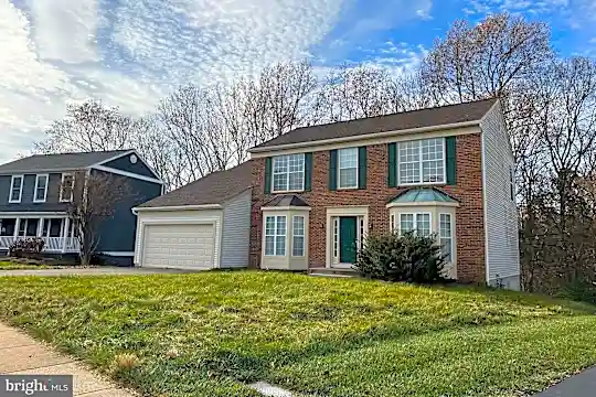 12326 Cliveden St Photo 2