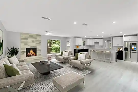 13315 Roaring Springs Ln Photo 2
