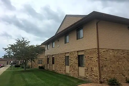 Country Oaks Apartments Photo 1