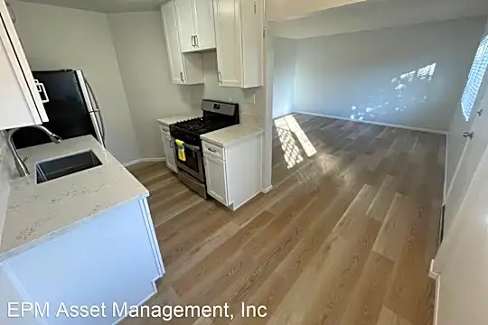 4629 Arizona St Photo 1