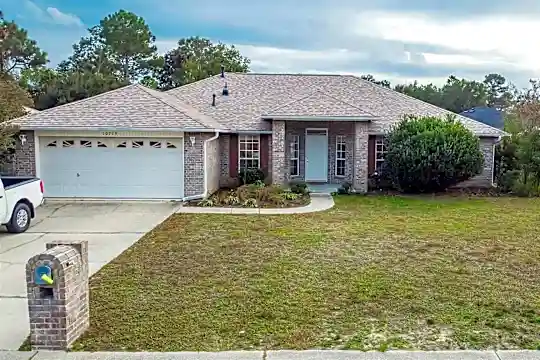 10719 Crosscut Dr Photo 2