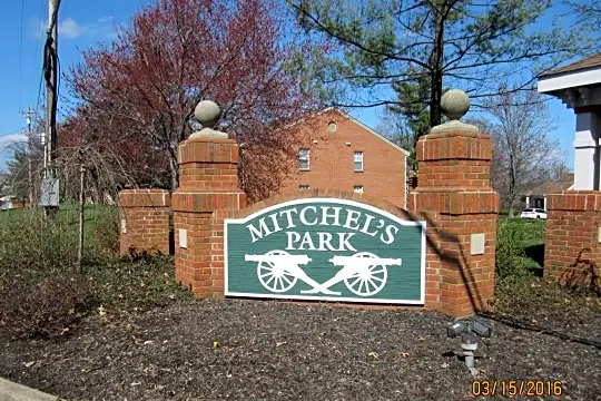Mitchel's Park Apartments Photo 1