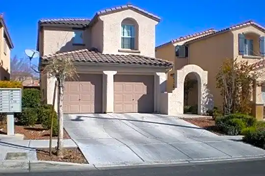 10652 Calico Pines Ave Photo 1