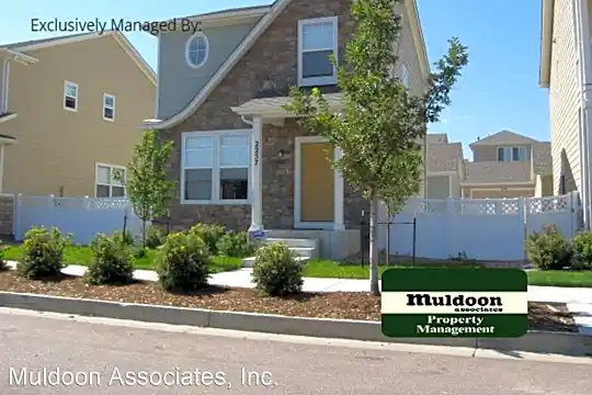 2257 Ellingwood Dr Photo 1