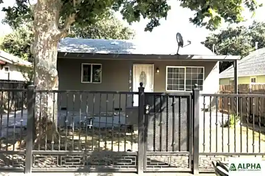 3319 38th St Photo 1