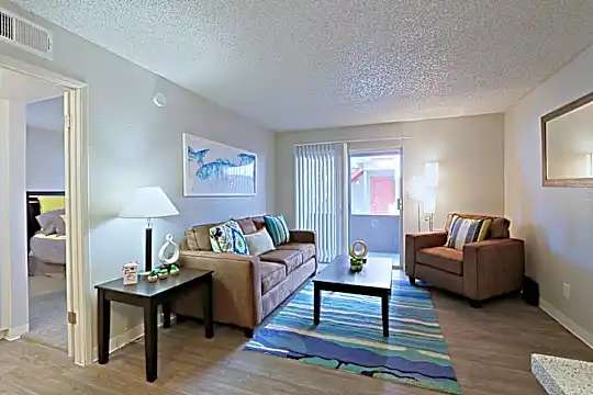 Country Gables Apartments Photo 2
