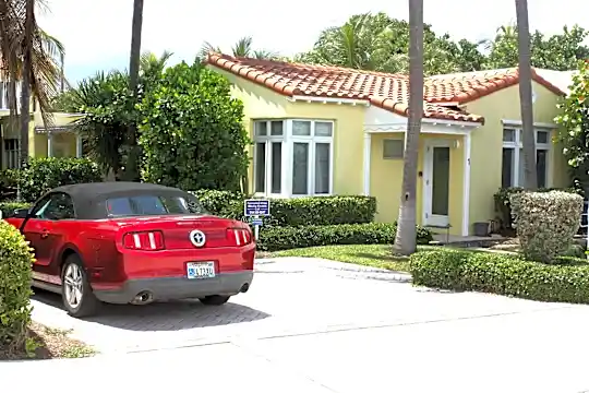 88 S Ocean Blvd #1 Photo 1