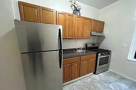 766 Union Ave Photo 1