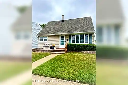 404 Chicago Ave Photo 2