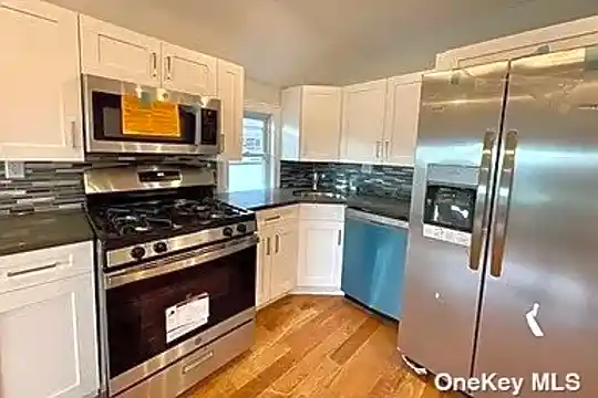 129-31 157th St #2 Photo 2