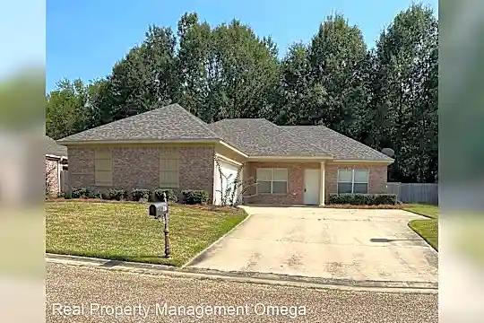 107 Newport Dr Photo 1
