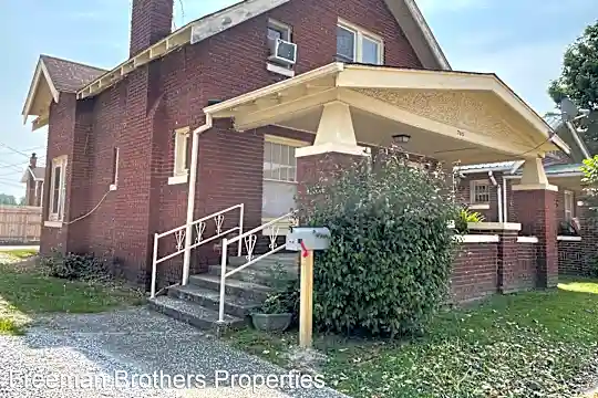 705 S Kentucky Ave Photo 1