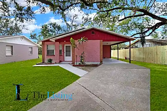 2615 E Cayuga St Photo 2