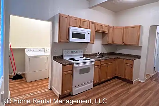 3525 Smart Ave Photo 2