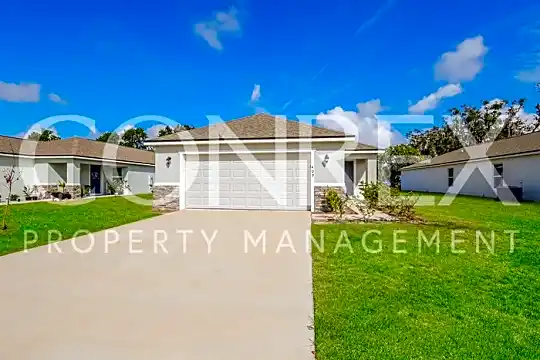409 Hunt Blvd Photo 1