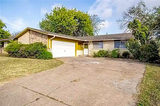 4537 Larue St Photo 1