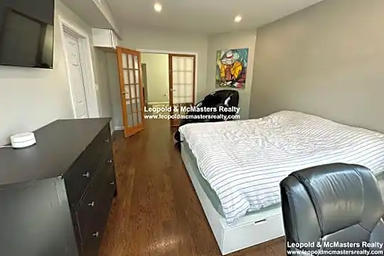 28 Wordsworth St Photo 2