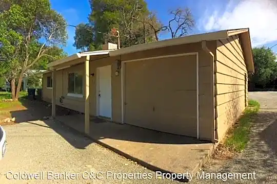 619 Parsons Dr Photo 2
