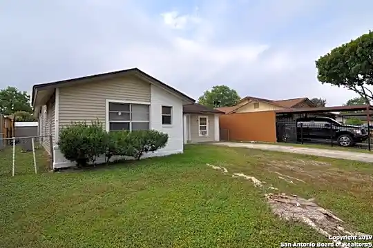 5522 Calistoga St Photo 2