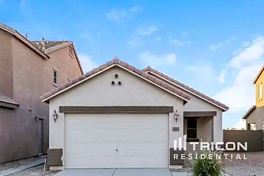 35959 W Velazquez Drive Photo 1