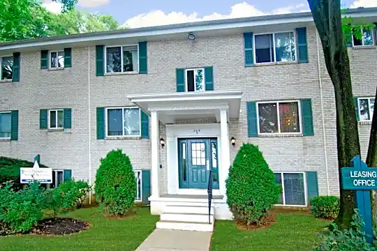 Cedar Tree Village Photo 1