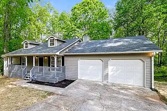 170 Harriette Dr Photo 1