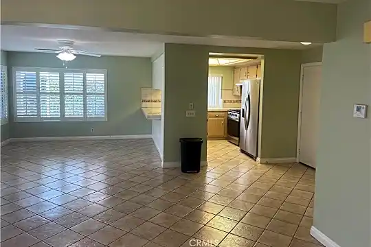 348 S Teri Ln Photo 2