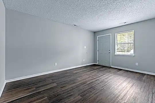 3002 Caldwell Ct Photo 2