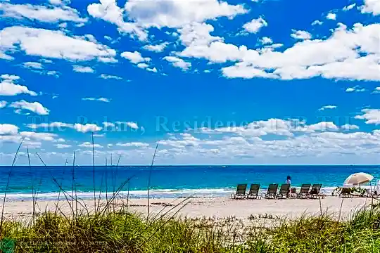 2110 N Ocean Blvd #15B Photo 1