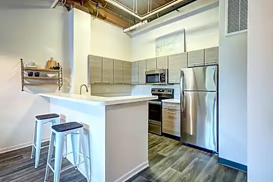 Amazon Apartments Photo 2