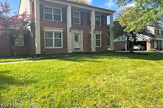 4003 Old Dominion Dr Photo 1