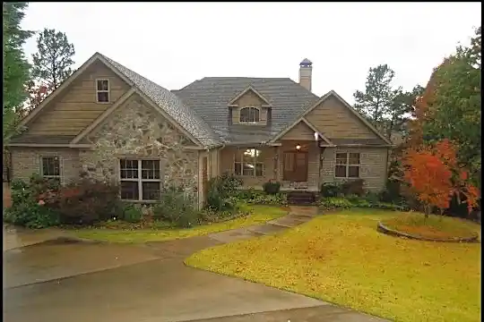 108 Winthrop Trail Photo 1