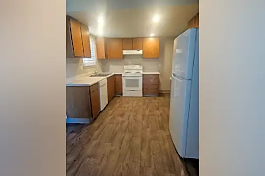 5889 N Streamside Pl Photo 1