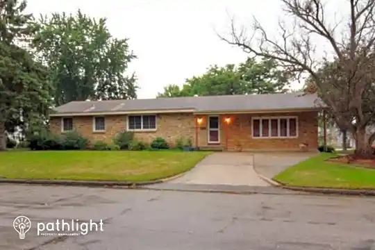 1400 Gary Dr Photo 1