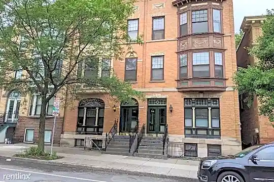 542 Madison Ave