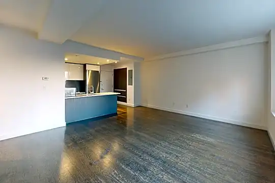 666 West End Ave Photo 2