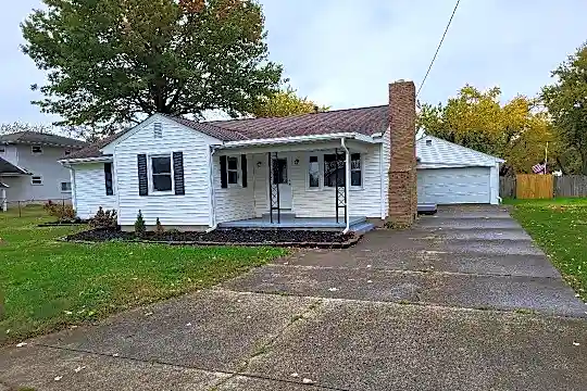 1680 Hillcrest Ave Photo 1